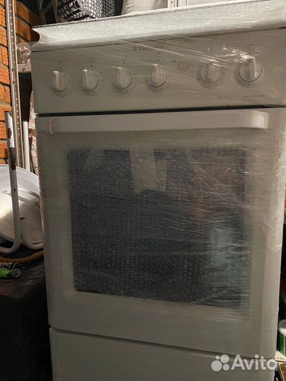 Газовая плита Электролюкс