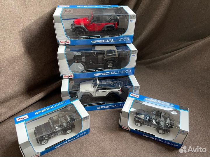 Модели машин 1:18 Jeep Wrangler Джип Ренглер 1/18