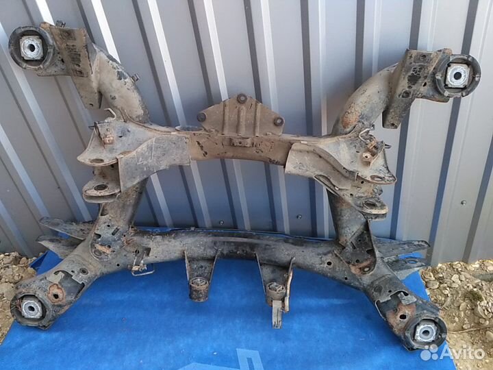 Подрамник задний BMW X6 E71 не динамик драйв 2008