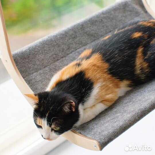 Гамак-лежанка для кошек на окно