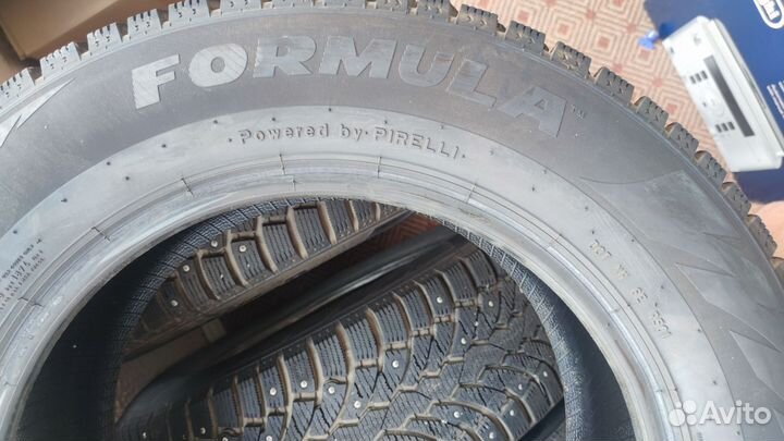 Pirelli Formula Ice 225/65 R17 102T