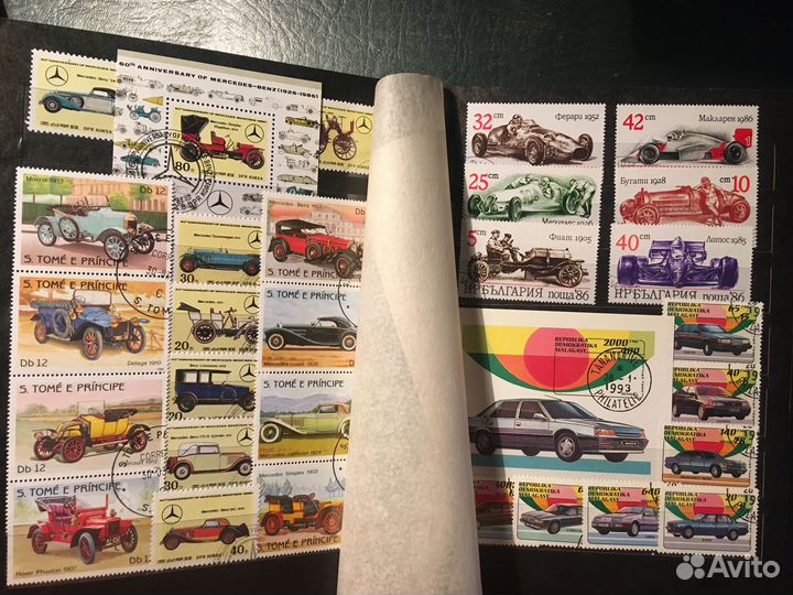 Альбом с 210 марками 