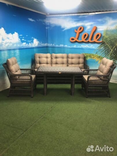 Комплект мебели из искусственного ротанга