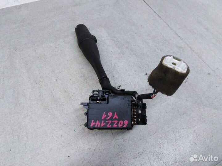 Переключатель стеклоочистителей подрулевой