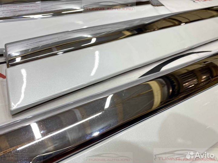 Молдинги дверей Lexus LX 570 H9400