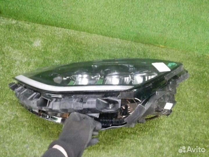 Фара левая Hyundai Sonata