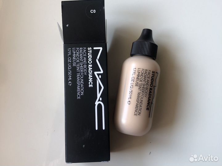 Тональная основа для лица и тела Mac