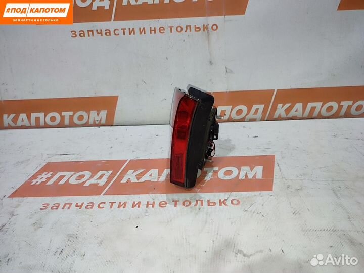 Фонарь крышки багажника правый Volkswagen Tiguan