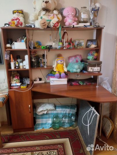 Компьютерный стол