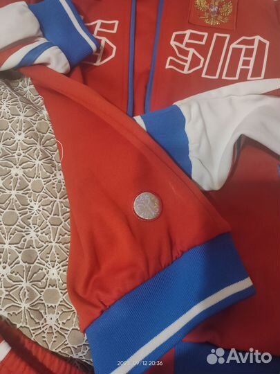 Женский спортивный костюм forward