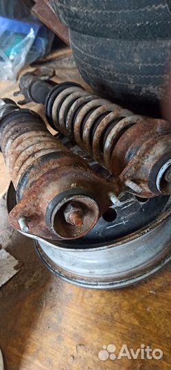 Стойки передние ока