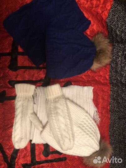 Комплекты и шапочки новые