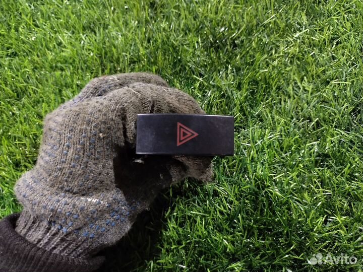 Кнопка аварийки Chevrolet Spark (M200) II