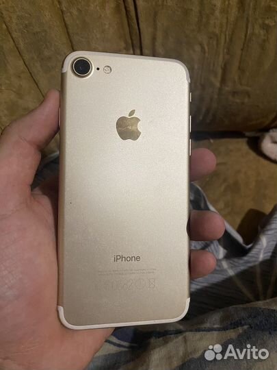 iPhone 7, 32 ГБ