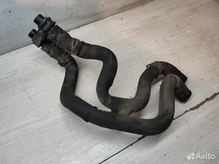 Патрубок системы охлаждения VW Polo 5 седан