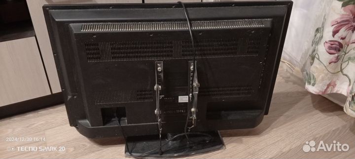 Телевизор на запчасти supra