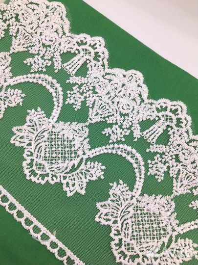 Кружево blumarine