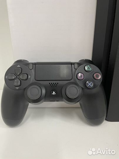 Игровая приставка PS4 Slim 1Tb 2208B+Uncharted4