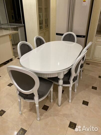 Стол и стуля