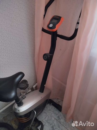 Велотренажер