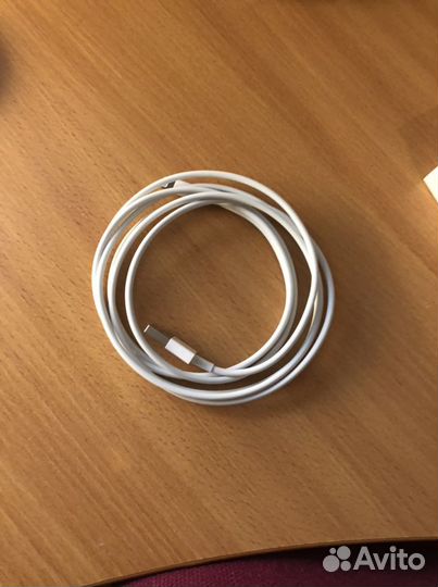 Зарядное на айфон оригинал