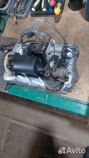 Компрессор пневмоподвески дискавери 4