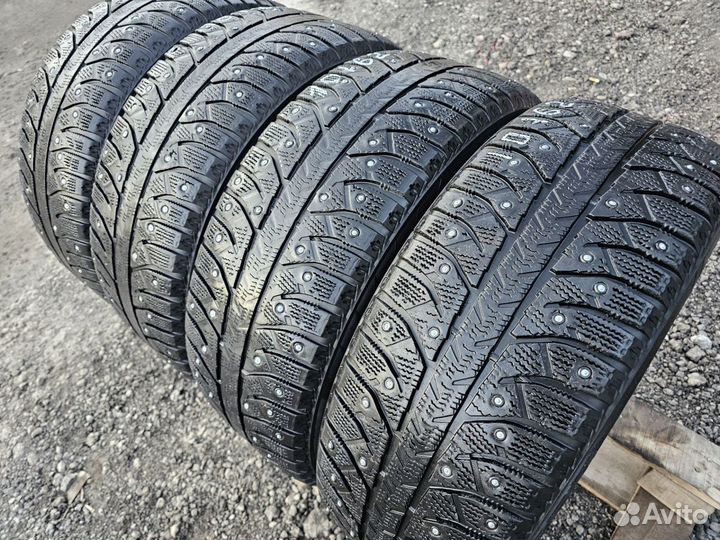 Bridgestone Ice Cruiser 7000 205/55 R16 91T