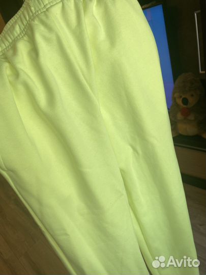 Женские вещи