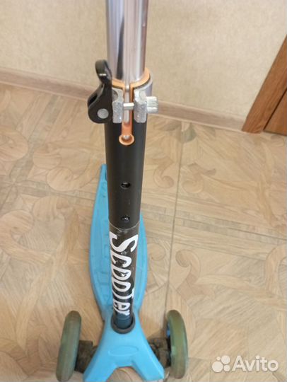 Самокат детский трехколесный светящиеся колеса