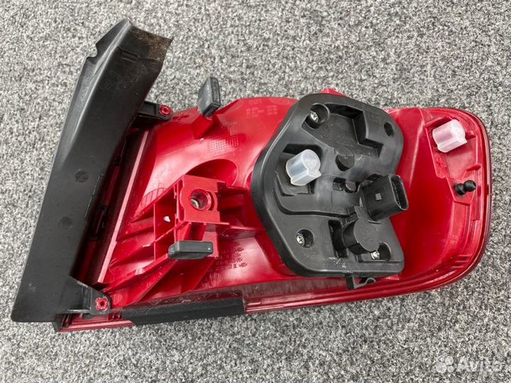 Стоп-сигнал Audi A4 8K