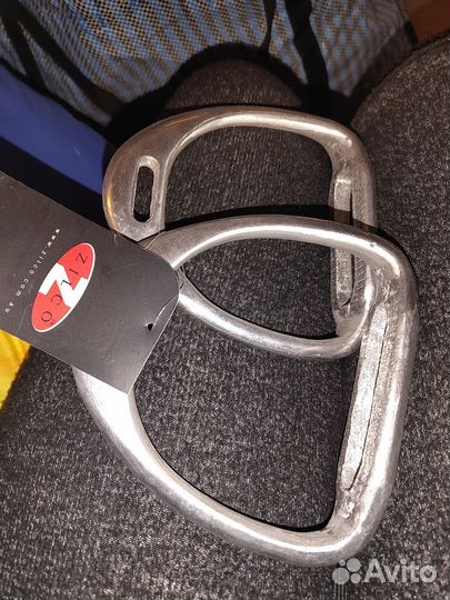 Скаковой нагрудник