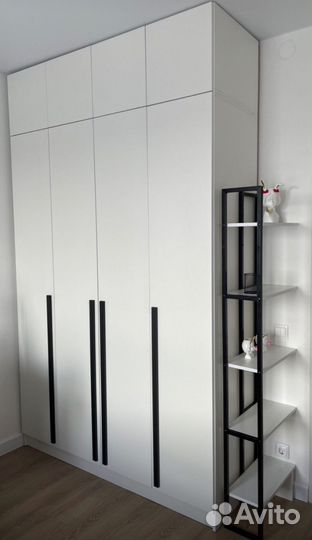 Шкаф 1.6 метра. Новый. С антерсолью