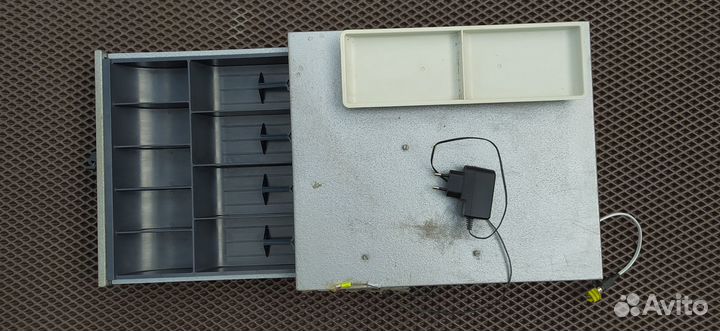 Денежный ящик для кассы бу