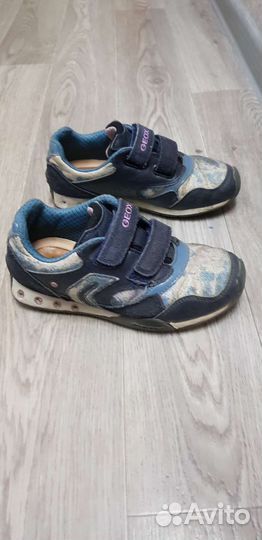 Кроссовки детские