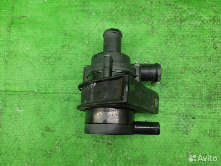 Насос (помпа) электрический VW Tiguan/Passat/Jetta