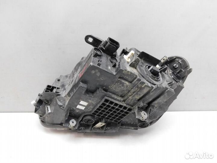 Фара правая BMW X1