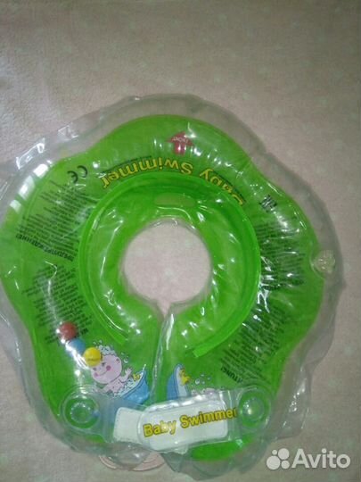 Круг для купания на шею с погремушкой 3-12кг