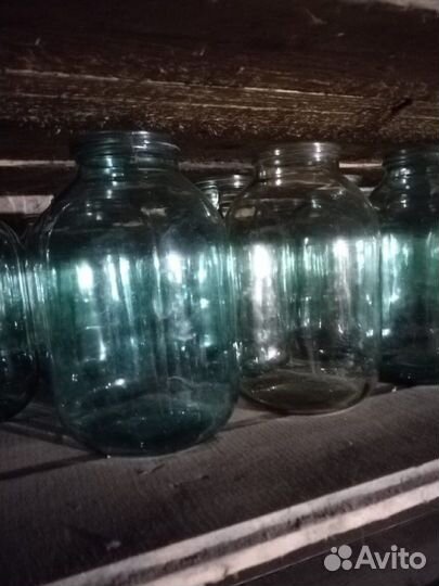 Стеклянная банка