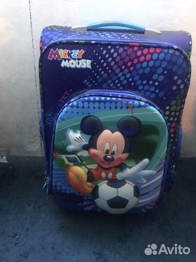 Чемодан на колесах детский
