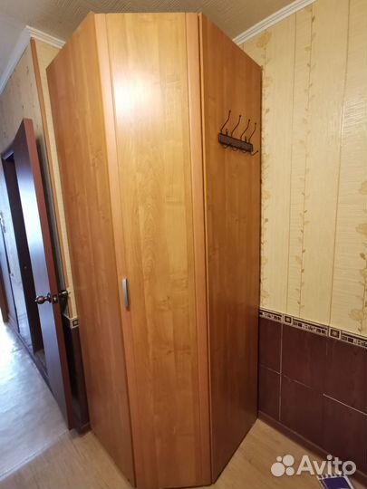 Шкаф в прихожую бу