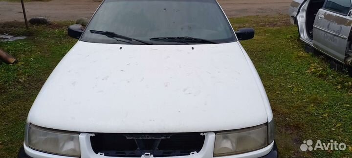 Капот. Фольксваген, пассат б - 4