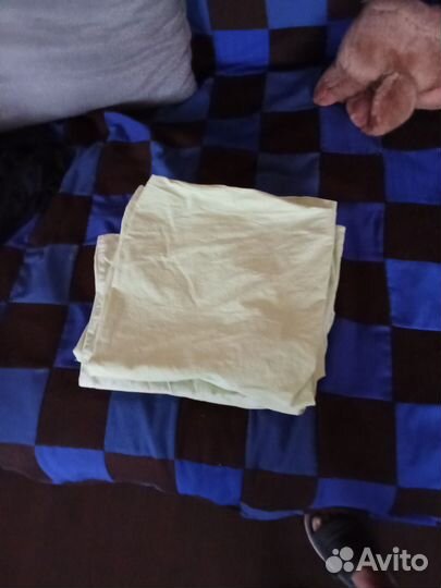 Детская кроватка с маятником