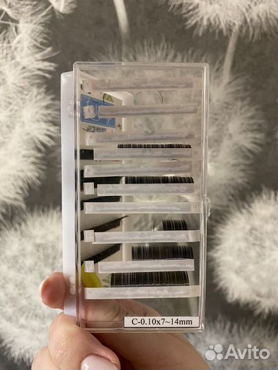 Для наращивания ресниц материалы