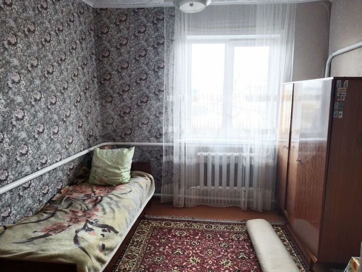 Дом 65,8 м² на участке 1,58 га