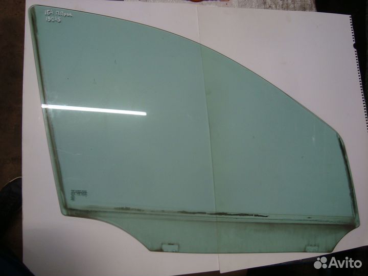 Стекло передней правой двери W164 M642 A1647251010