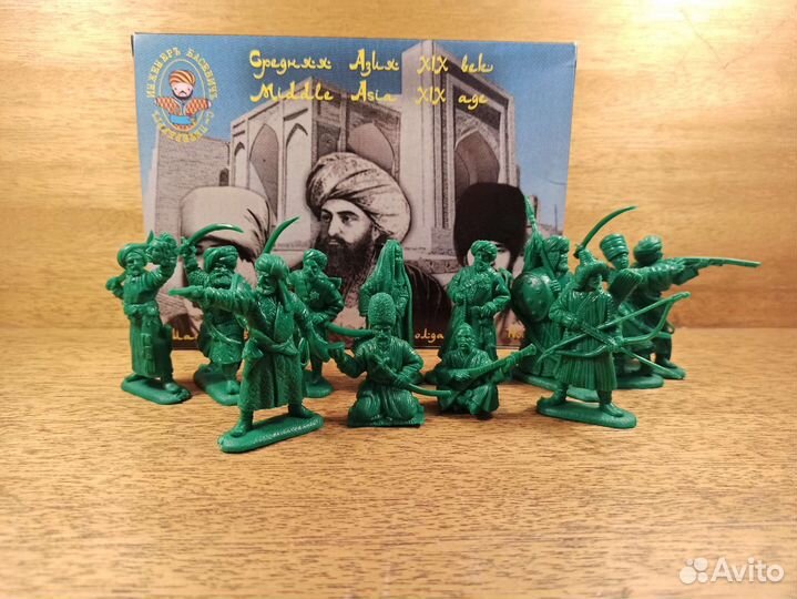 Солдатики инженер басевич 1/32 раритет