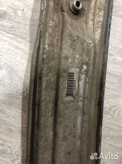 Усилитель переднего бампера BMW e46