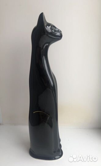 Статуэтка кошка