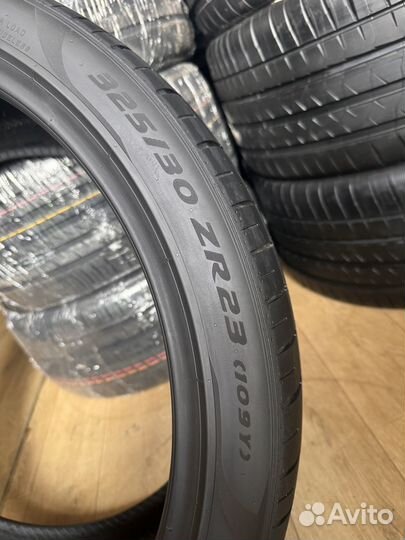 Pirelli P Zero PZ4 325/30 R23 109Y