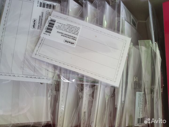 Бейджи на булавках